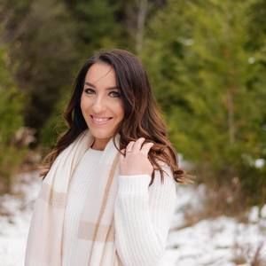 Meet your Posher, Vanessa